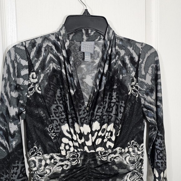 Rabbit Rabbit Rabbit Designs Deep Plunge Ruched Waist Sparkle Dress Size 4 - Picture 2 of 15